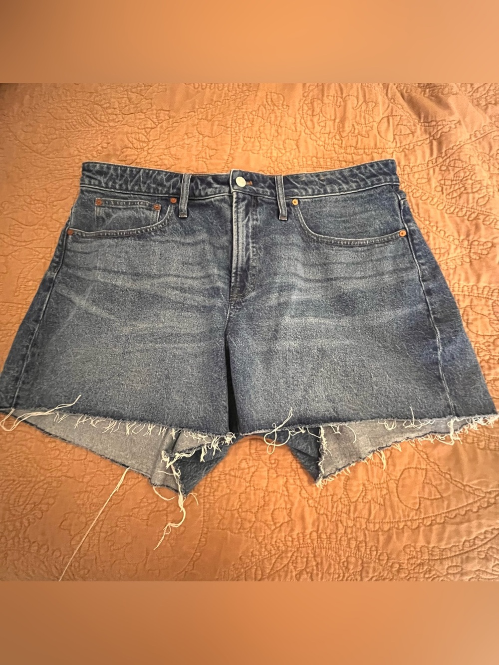 Madewell 18W Cut Off Curvy Perfect Jean Short High Rise Frayed Med Wash 4”
